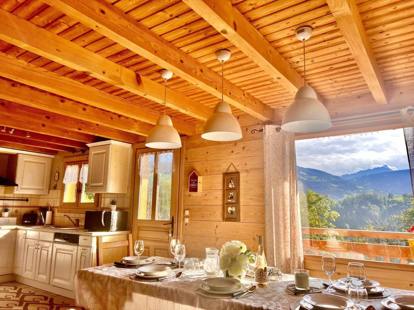 Charming Family Chalet For 8 People, With Private Hot Tub Les Clefs Exterior foto